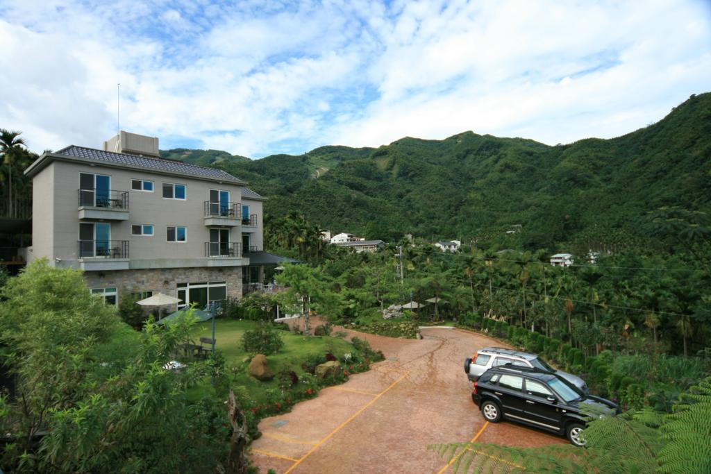 溪頭吉野民宿ji-Ye Lugu Exterior foto